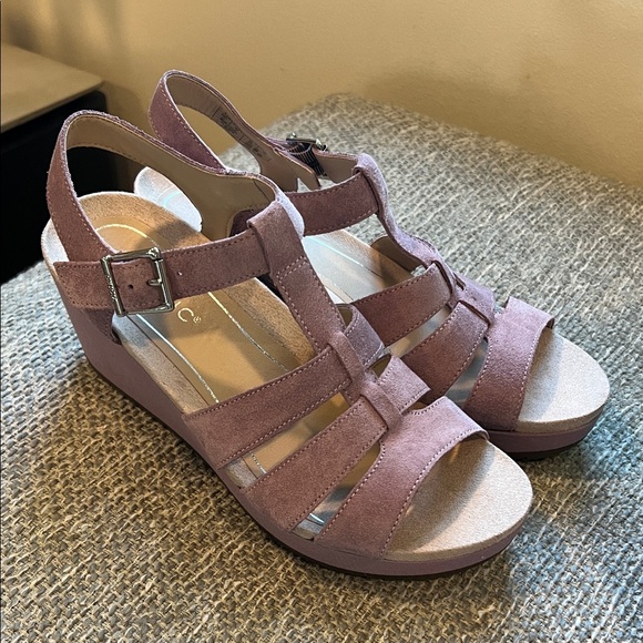 Vionic Tawny Mauve Wedge Sandals NWOT Suede Purple - Picture 4 of 11